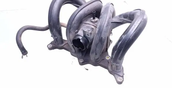 Toyota Yaris Intake manifold 0J200395