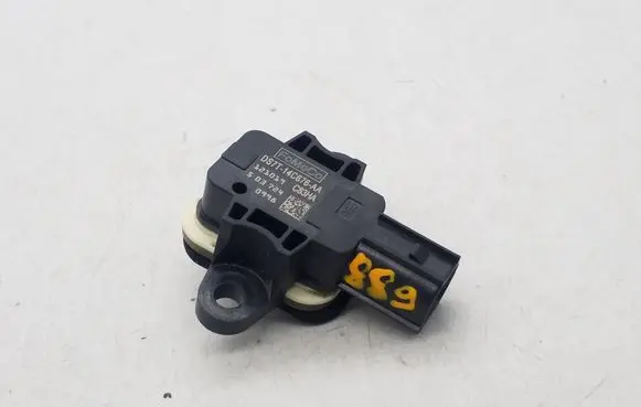 Ford Fusion II Airbag deployment crash/impact sensor DS7T14C676AA