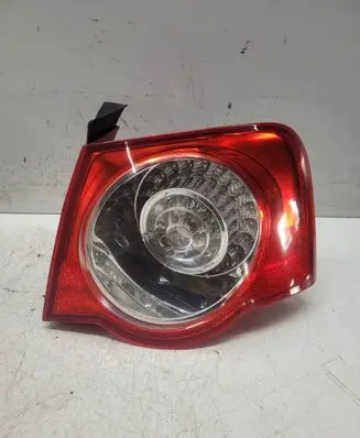 Volkswagen PASSAT B6 Rear/tail lights 275702