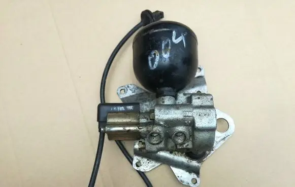 Mercedes-Benz E W124 Air suspension tank/reservoir 