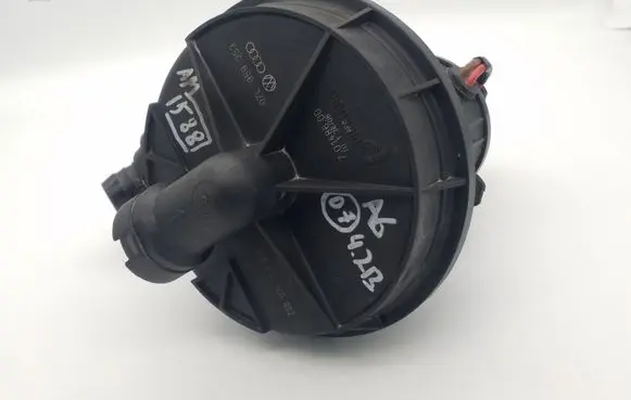 Audi A6 S6 C6 4F Secondary air pump 07L959253 07L959231 70148600