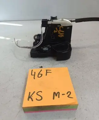 Renault Clio II Front door lock 
