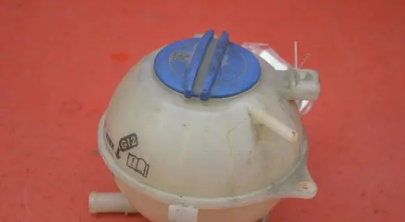 Volkswagen Fox Coolant expansion tank/reservoir 6Q0121407A