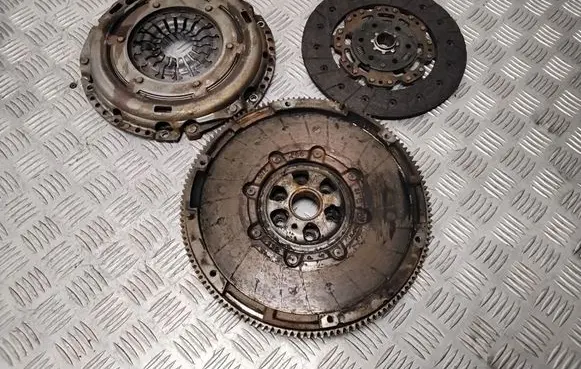 Volkswagen Golf VII Clutch set kit 03L105266BK