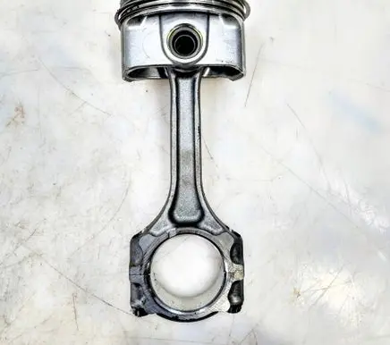 Lexus NX Piston with connecting rod 