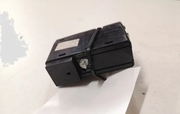 BMW 3 E46 Hazard light switch 61318368920