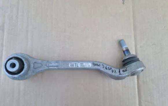 BMW 3 G20 G21 Front lower control arm/wishbone 6898071