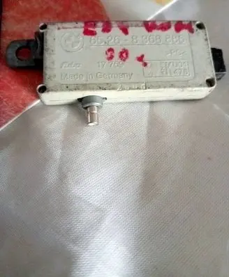 BMW 5 E39 Antenna control unit 8368886