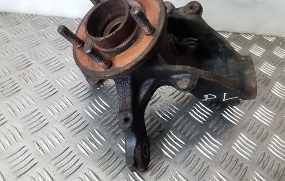 Ford Focus Front wheel hub spindle knuckle AV613K171
