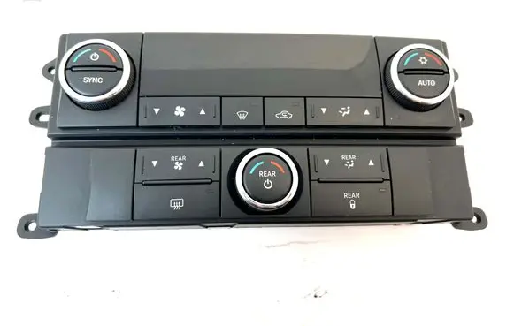 Chrysler Voyager Climate control unit P55111918AA