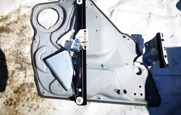 Mercedes-Benz B W245 Sliding door window regulator with motor a1697301679