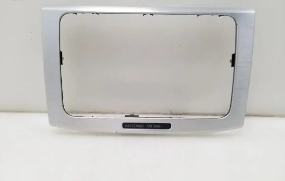 Volkswagen PASSAT B6 Panel trim 3C0858069B