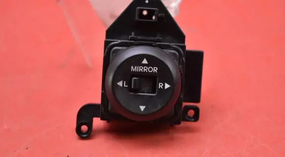 Hyundai i30 Mirror heating switch 