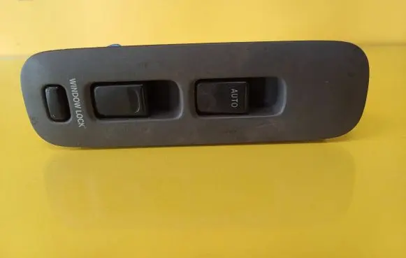 Suzuki Baleno EG Electric window control switch