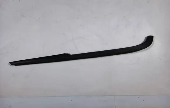 Ford Mustang V Rear arch trim