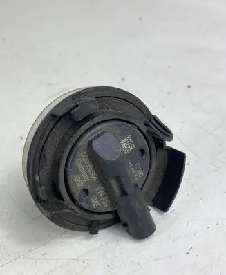 Volkswagen Golf VII Airbag deployment crash/impact sensor 5Q0959354 13160 110814