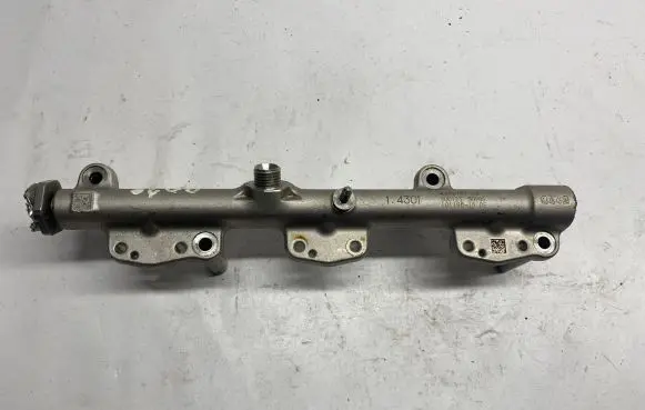 BMW 3 G20 G21 Fuel main line pipe 8698787