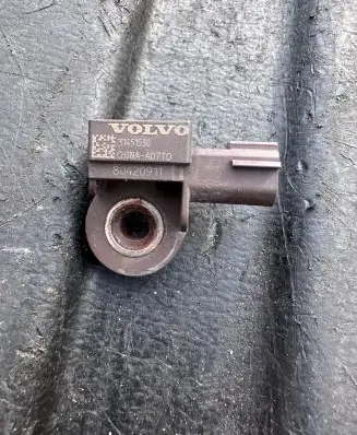 Volvo S90, V90 Airbag deployment crash/impact sensor 31451530 80420911 19117