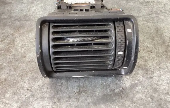 Ford Galaxy Dash center air vent grill 7M5819703E YM21A018B09