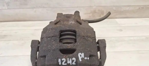 Toyota Yaris Front brake caliper