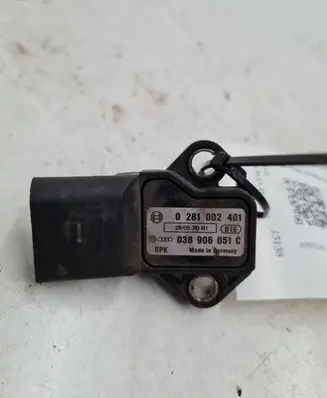 Audi A6 S6 C6 4F Air pressure sensor 038906051C