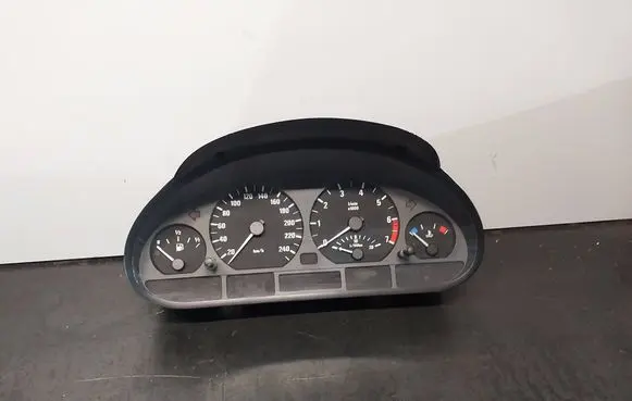 Speedometer (instrument cluster)