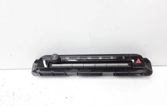 Citroen C5 Aircross Climate control unit 9828018177