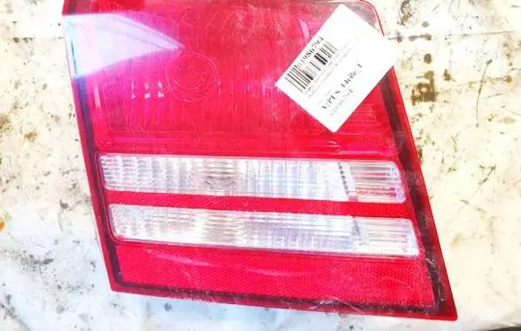 Dodge Journey Tailgate rear/tail lights 04806369ab