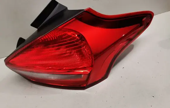 Ford Focus Rear/tail lights F1EB13404B