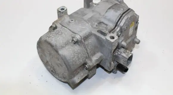 Lexus RX 450H Air conditioning (A/C) compressor (pump) 0422000464
