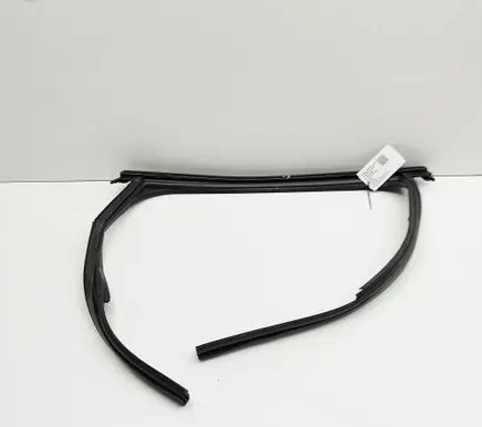 Audi Q6 e-tron Rear door glass trim molding 85H839432A