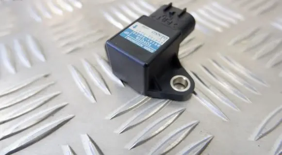 Lexus GS 300 350 430 450H Acceleration sensor 8919150020