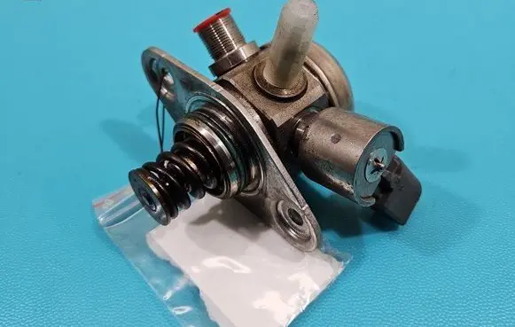 Infiniti Q30 In-tank fuel pump 0261520212 IMPRK1473835