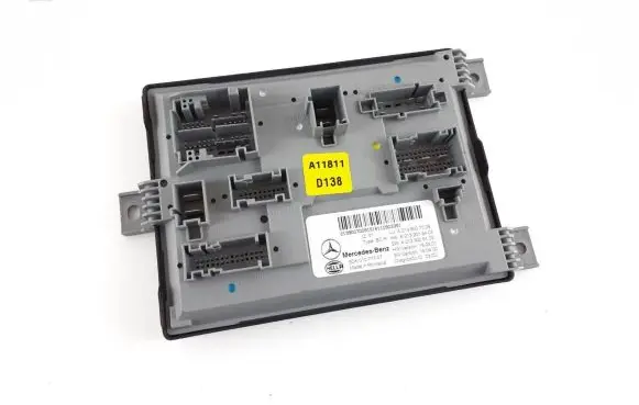 Mercedes-Benz E W213 SAM control unit A2139007009 A2139015403 A2139028105
