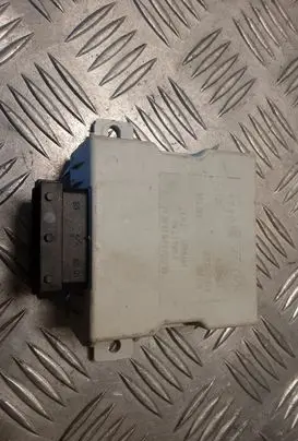 Toyota Avensis T250 Window wiper relay 8594005040