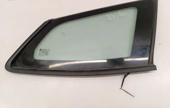 Opel Insignia B Rear side window 43R007951