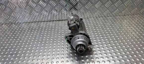 Volkswagen Golf V Starter motor S27720872 02M911023N