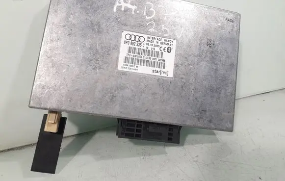 Audi A4 S4 B7 8E 8H Bluetooth control unit module 8P0862335C