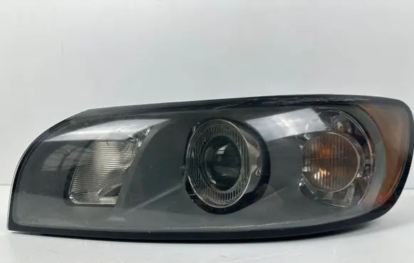 Volvo V50 Headlight/headlamp 30698885 0301198203