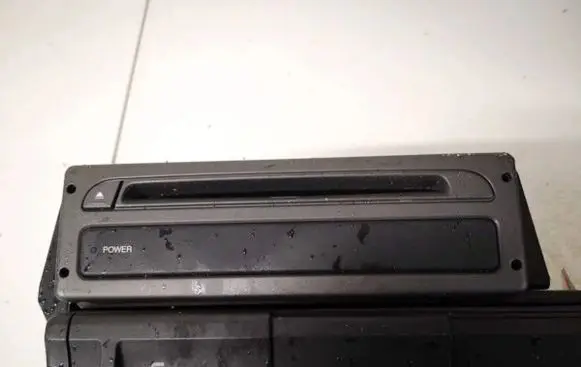Navigation unit CD/DVD player