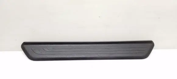Hyundai i40 Front sill trim cover 858733Z000