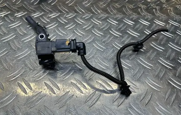 Renault Trafic III (X82) Exhaust gas pressure sensor 0261232076 223652214R 240918T0050375