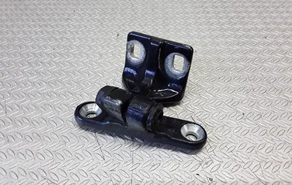 Mercedes-Benz C W203 Rear door upper hinge