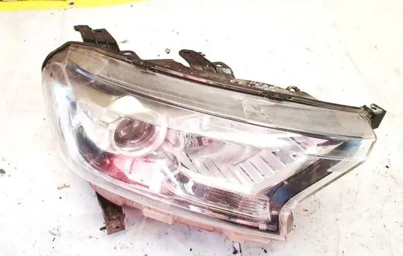 Ford Ranger Headlight/headlamp