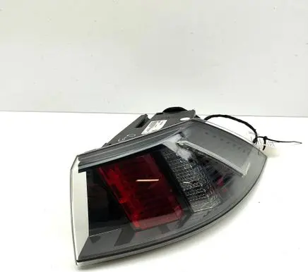 Peugeot 508 II Rear/tail lights 9813508380
