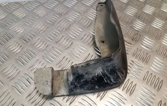 Subaru Legacy Front mudguard 