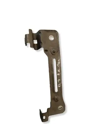 Audi Q7 4M Fender mounting bracket 4M0821431