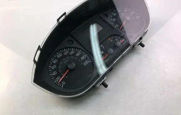 Fiat Idea Speedometer (instrument cluster) 735364158 K3813