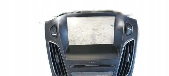 Ford Focus Radio/GPS head unit trim 18835