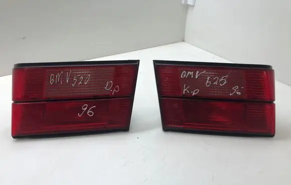 BMW 5 E39 Tailgate rear/tail lights
